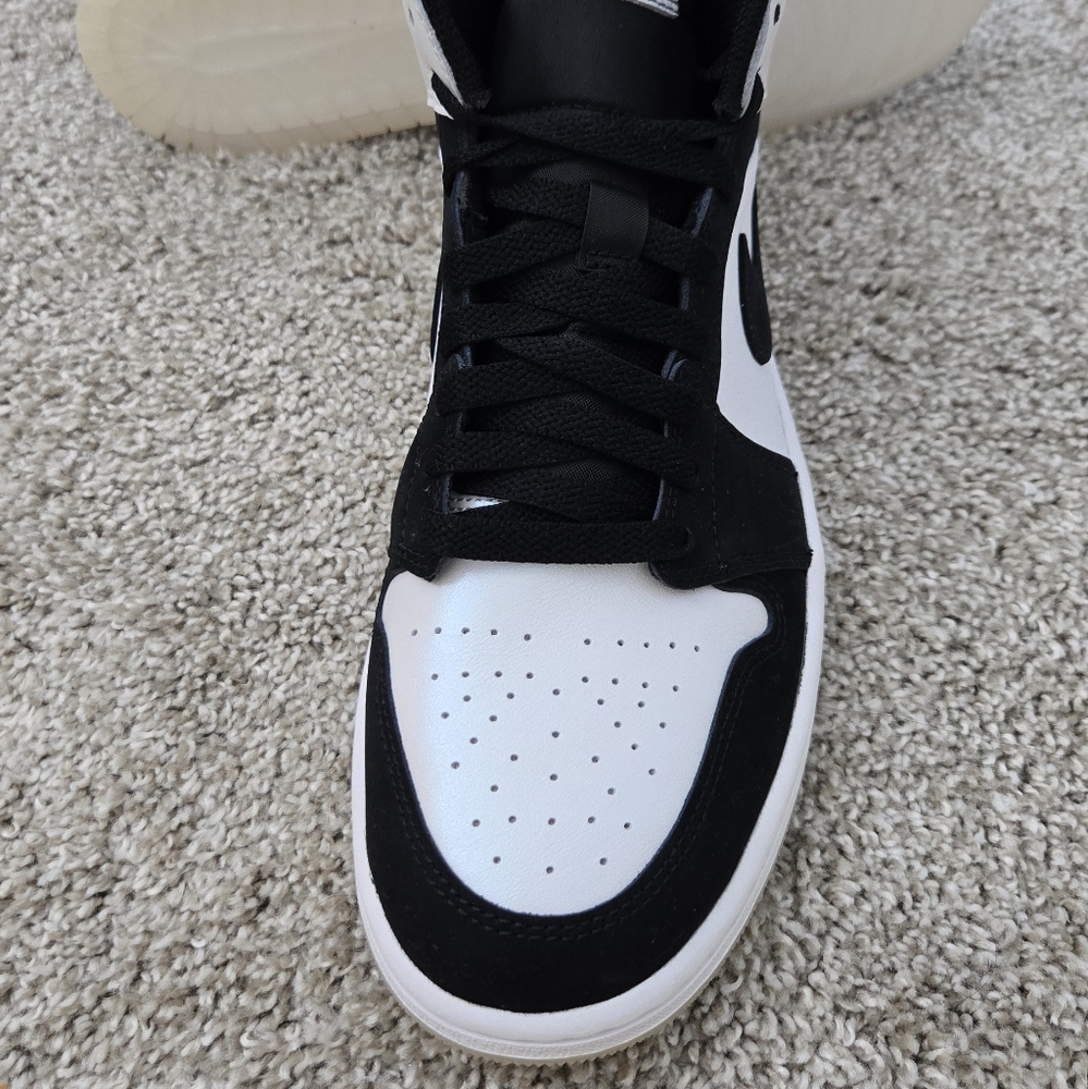 Jordan 1 MID - Picture 7 of 10